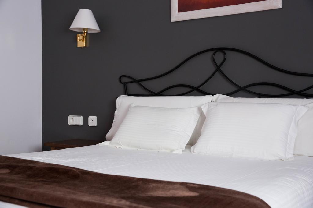 Hotel Bruna إيستيري دانو المظهر الخارجي الصورة